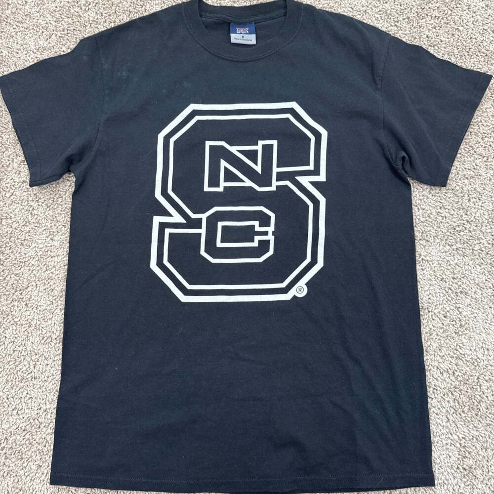 NC State Wolfpack MV Sport Black T-Shirt Size Medium Collegiate Block S Logo EUC
